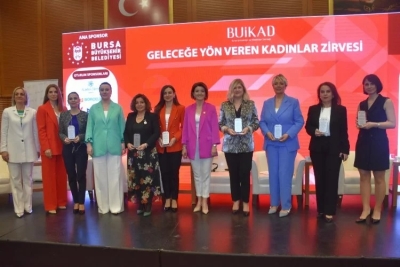 Buikad’dan 'geleceğe yön veren kadınlar zirvesi' ne katıldık.